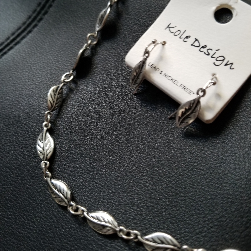 Kole Design Silver Leaf Necklace & Earring  Set